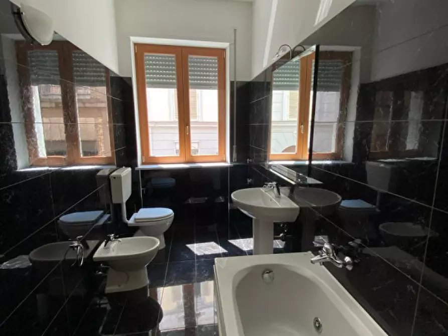 Immagine 10 di Appartamento in affitto  in Borgo Giacomo Tommasini a Parma