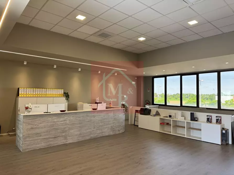 Immagine 11 di Ufficio in vendita  in Via della Ferrovia Vecchia a Cervignano Del Friuli