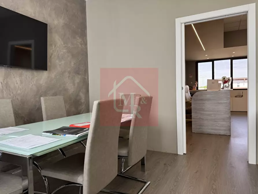 Immagine 37 di Ufficio in vendita  in Via della Ferrovia Vecchia a Cervignano Del Friuli