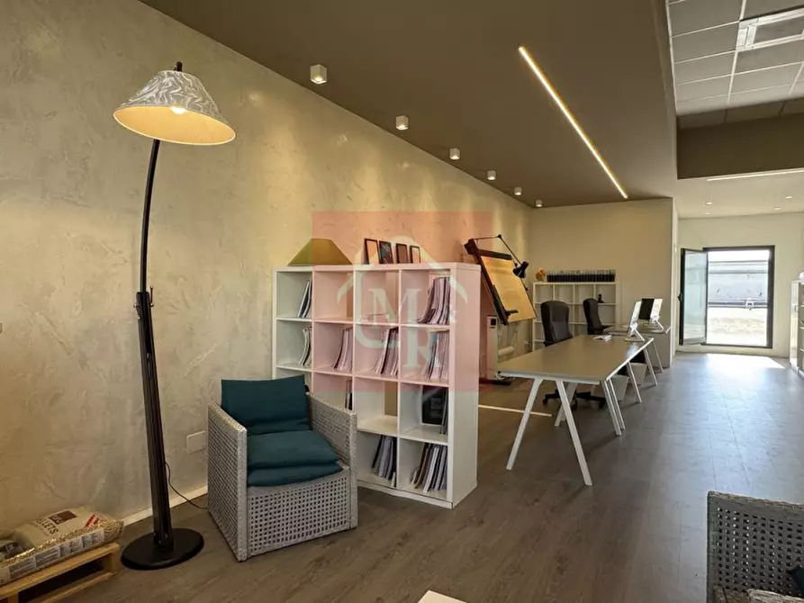 Immagine 40 di Ufficio in vendita  in Via della Ferrovia Vecchia a Cervignano Del Friuli