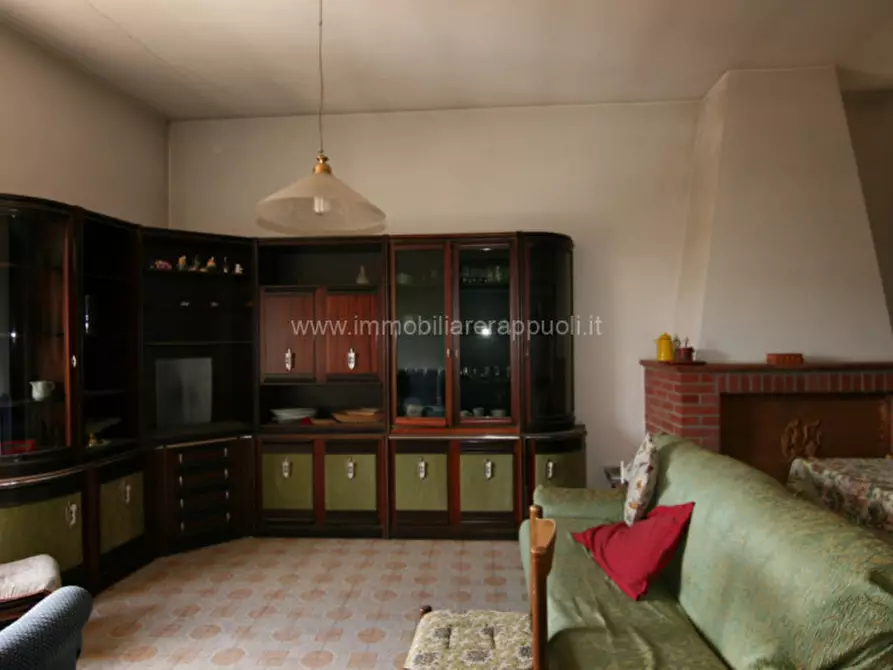 Immagine 1 di Casa indipendente in vendita  a Sinalunga