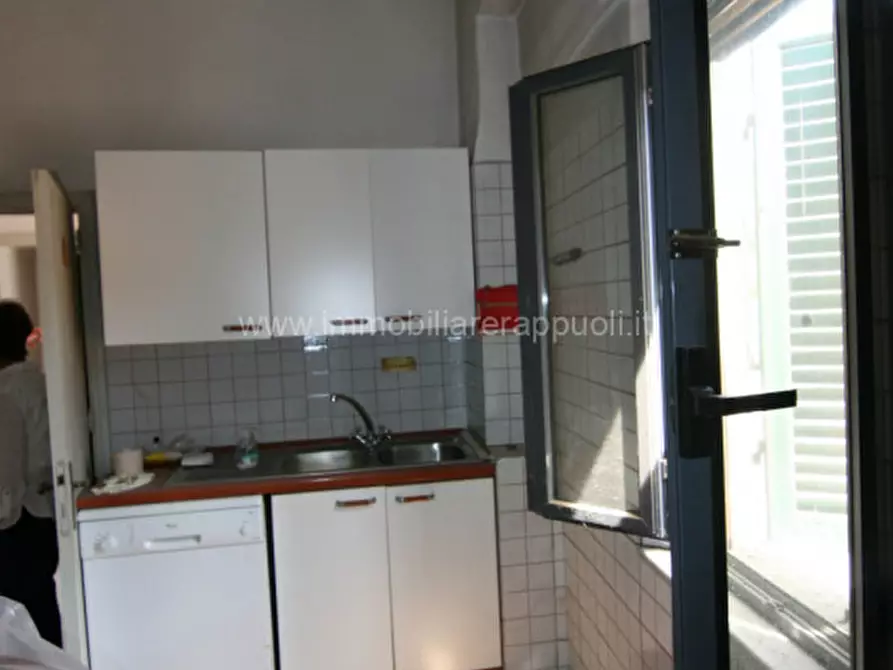 Immagine 13 di Casa indipendente in vendita  a Sinalunga