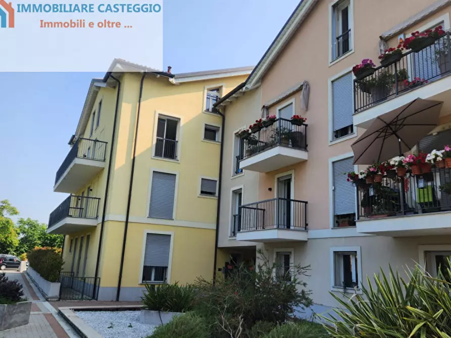 Immagine 4 di Appartamento in vendita  in Via Console Marcello a Casteggio
