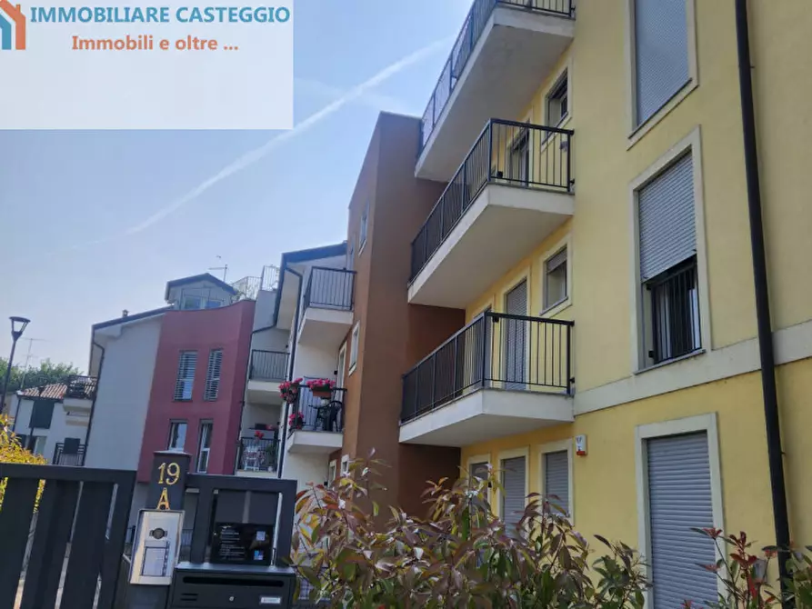 Immagine 11 di Appartamento in vendita  in Via Console Marcello a Casteggio