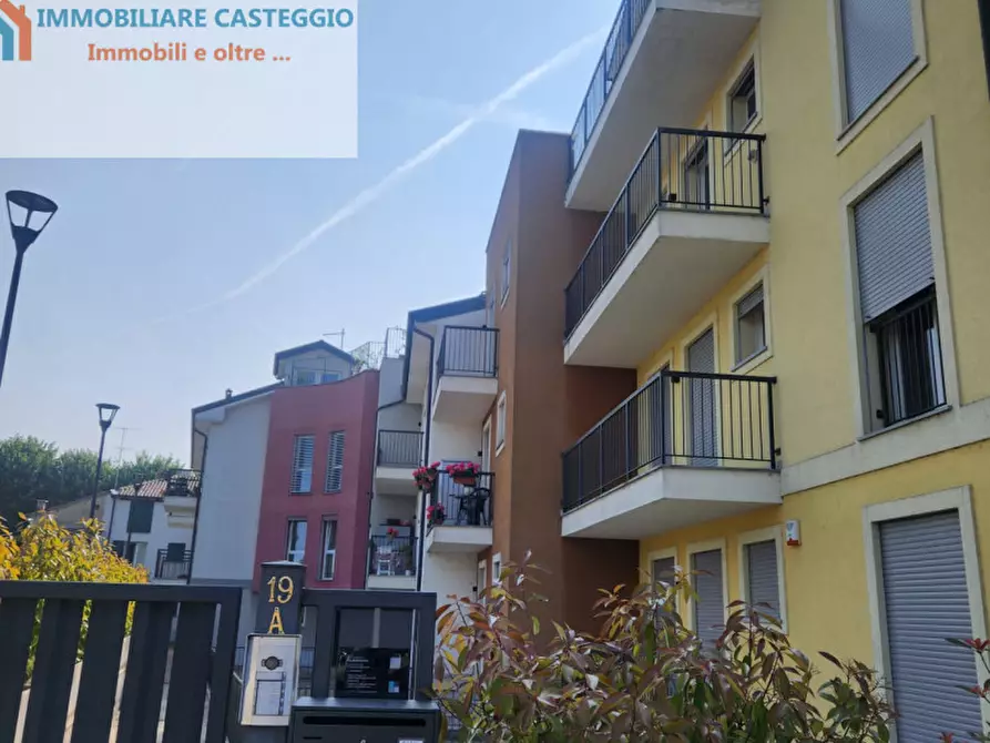 Immagine 12 di Appartamento in vendita  in Via Console Marcello a Casteggio