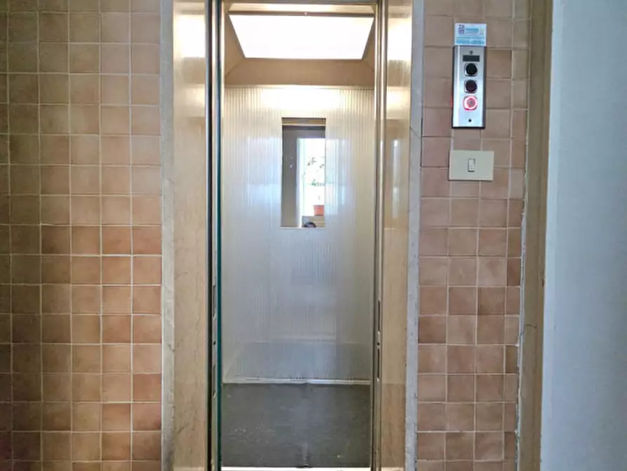 Immagine 38 di Appartamento in vendita  in Viale Antonio Del Piano a Rimini