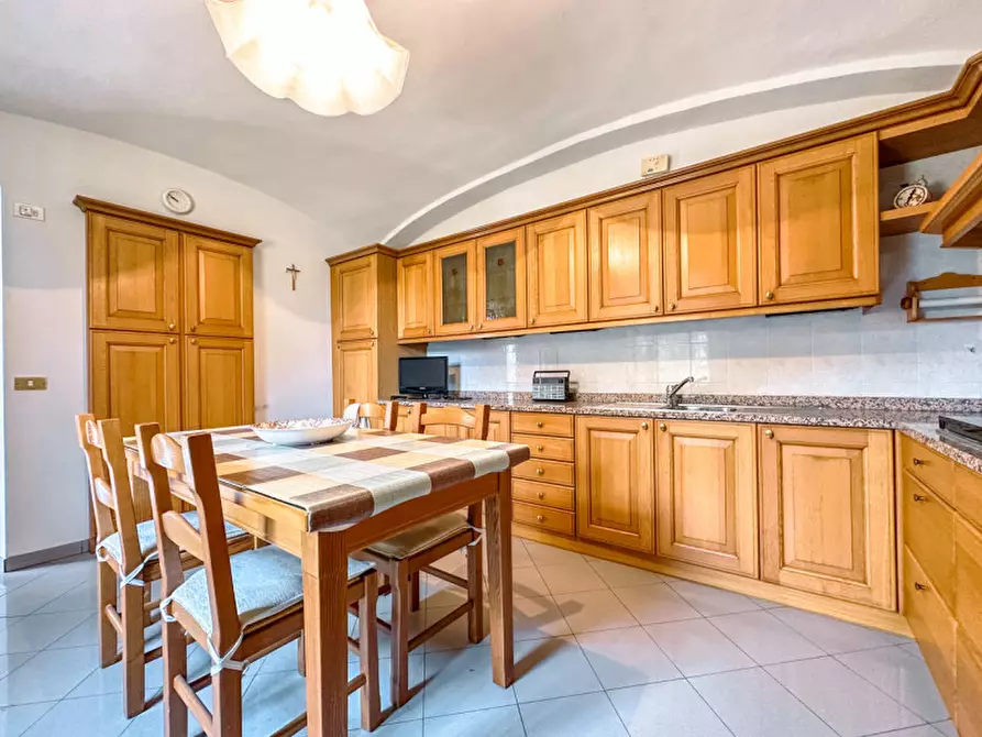 Immagine 5 di Casa bifamiliare in vendita  in Via alla Mauletta,23 a Romagnano Sesia