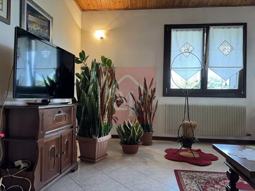 Immagine 12 di Casa bifamiliare in vendita  in Via Schiaipis, 12 a Castions Di Strada