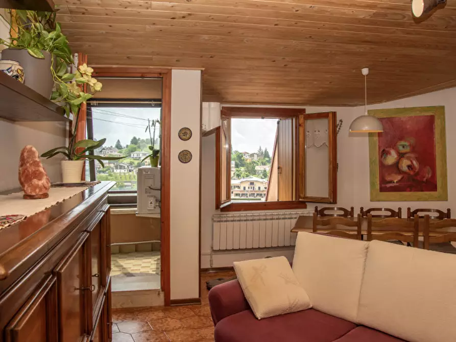 Immagine 2 di Appartamento in vendita  in Piazza Dante Alighieri 2 a Cerro Veronese