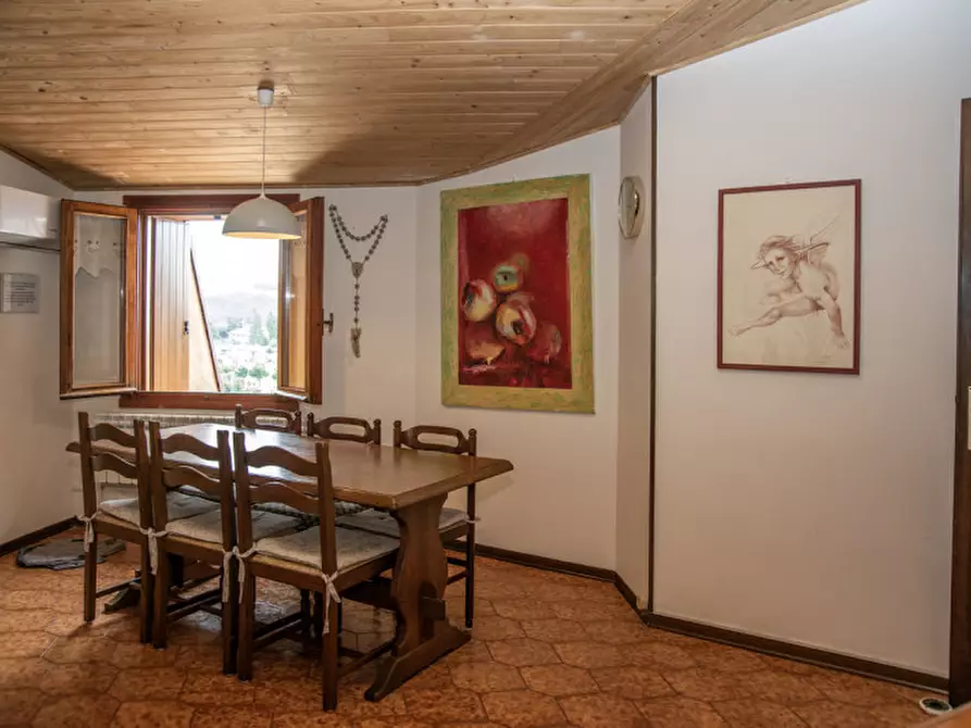 Immagine 10 di Appartamento in vendita  in Piazza Dante Alighieri 2 a Cerro Veronese