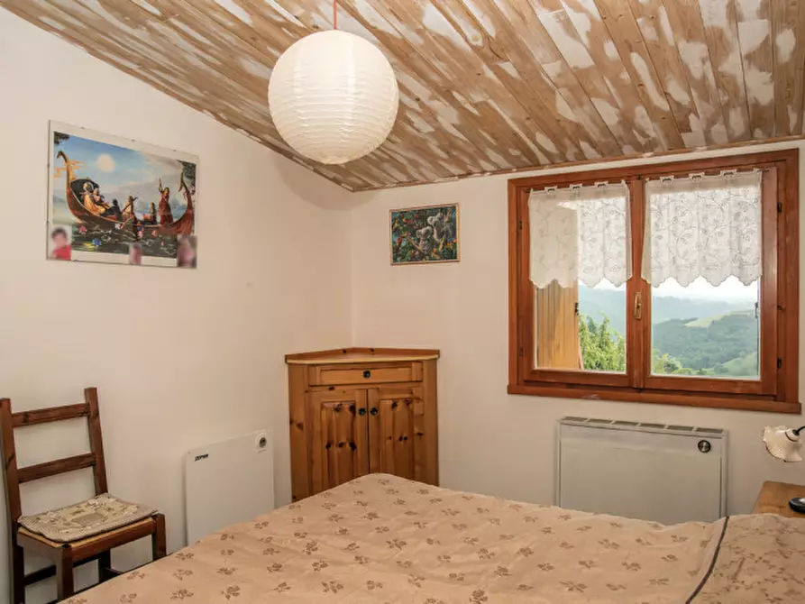 Immagine 17 di Appartamento in vendita  in Piazza Dante Alighieri 2 a Cerro Veronese