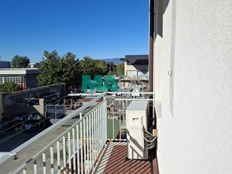 Immagine 15 di Appartamento in vendita  in Via Tagliamento a Prato