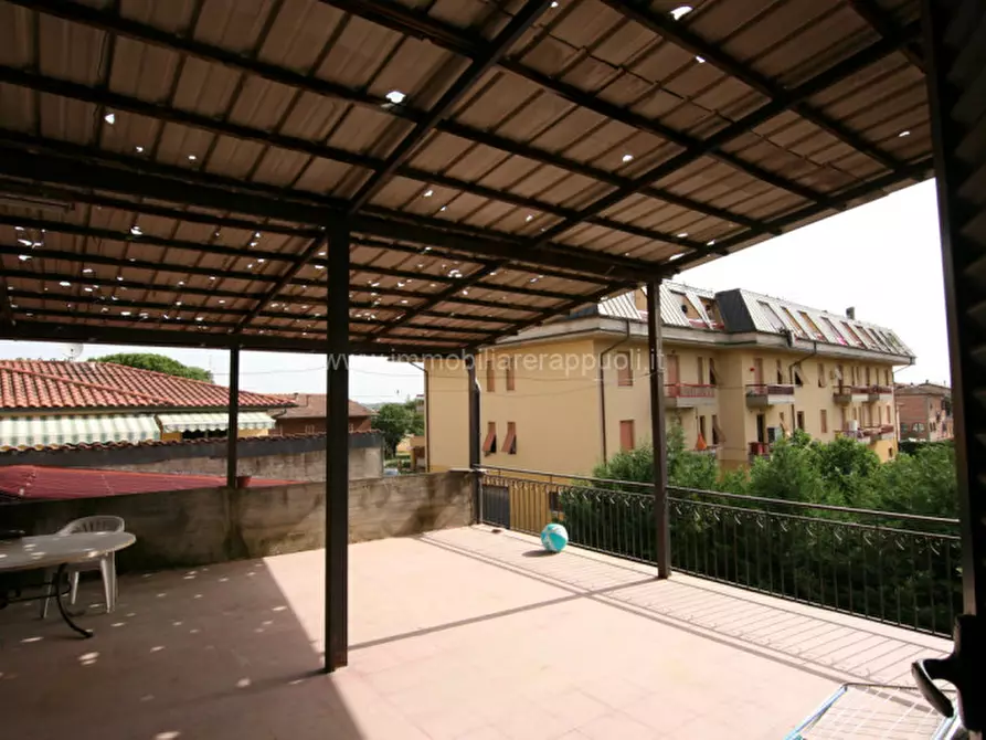 Immagine 8 di Casa indipendente in vendita  a Sinalunga