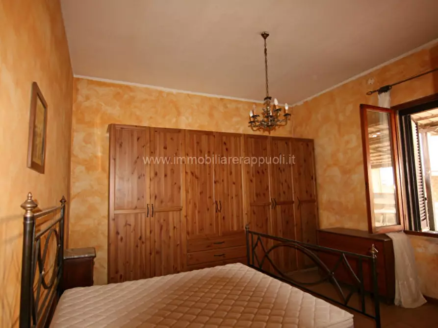 Immagine 13 di Casa indipendente in vendita  a Sinalunga