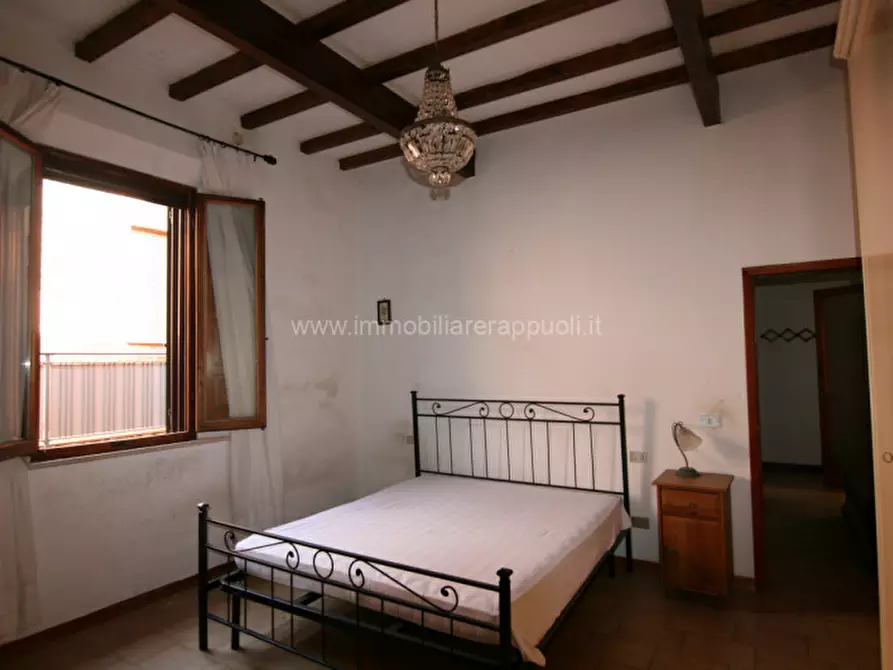 Immagine 19 di Casa indipendente in vendita  a Sinalunga