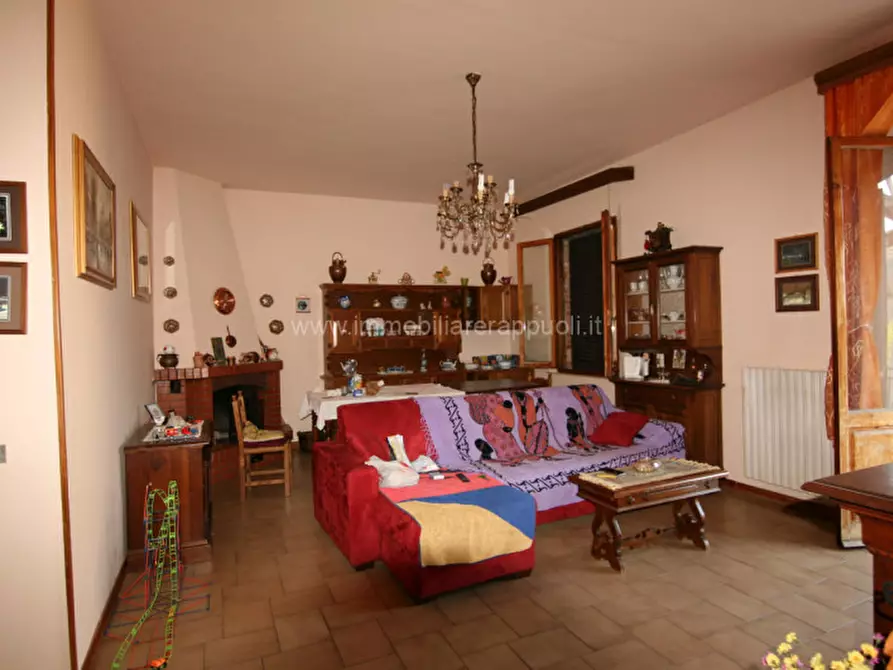 Immagine 25 di Casa indipendente in vendita  a Sinalunga