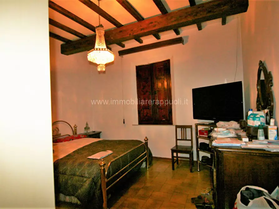 Immagine 30 di Casa indipendente in vendita  a Sinalunga