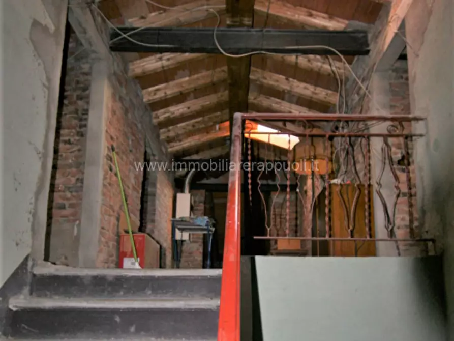 Immagine 36 di Casa indipendente in vendita  a Sinalunga