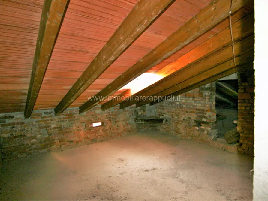 Immagine 39 di Casa indipendente in vendita  a Sinalunga