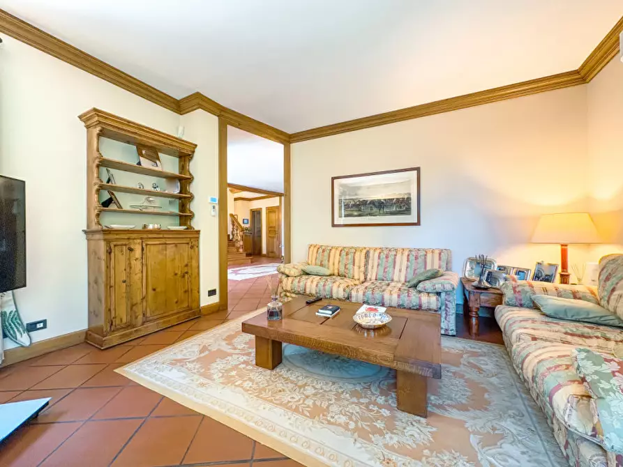 Immagine 12 di Villa in vendita  in Via Monviso 1 a Oleggio Castello