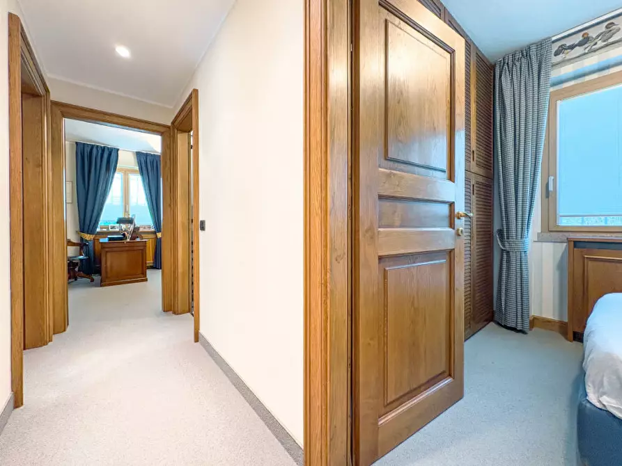 Immagine 20 di Villa in vendita  in Via Monviso 1 a Oleggio Castello