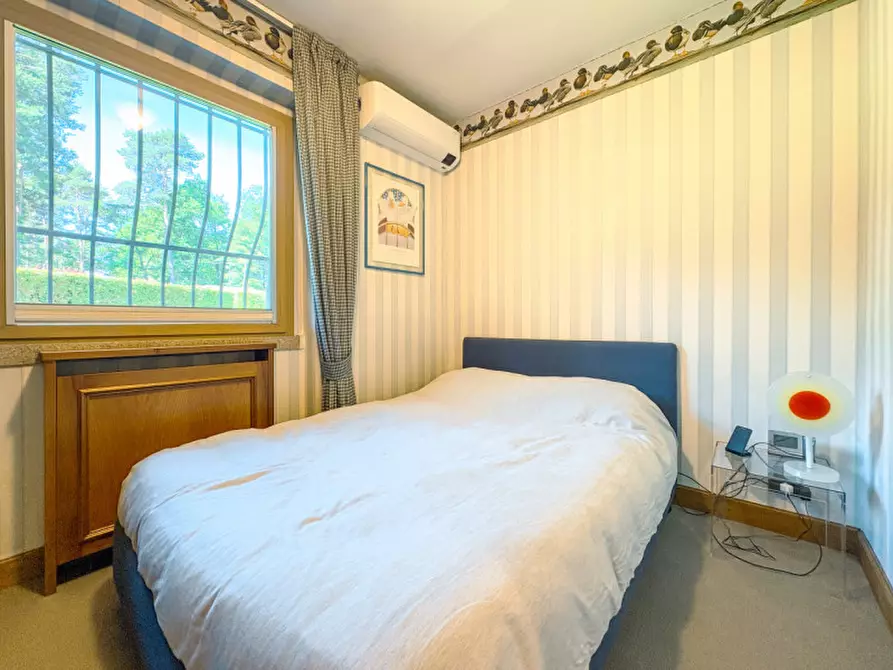 Immagine 21 di Villa in vendita  in Via Monviso 1 a Oleggio Castello