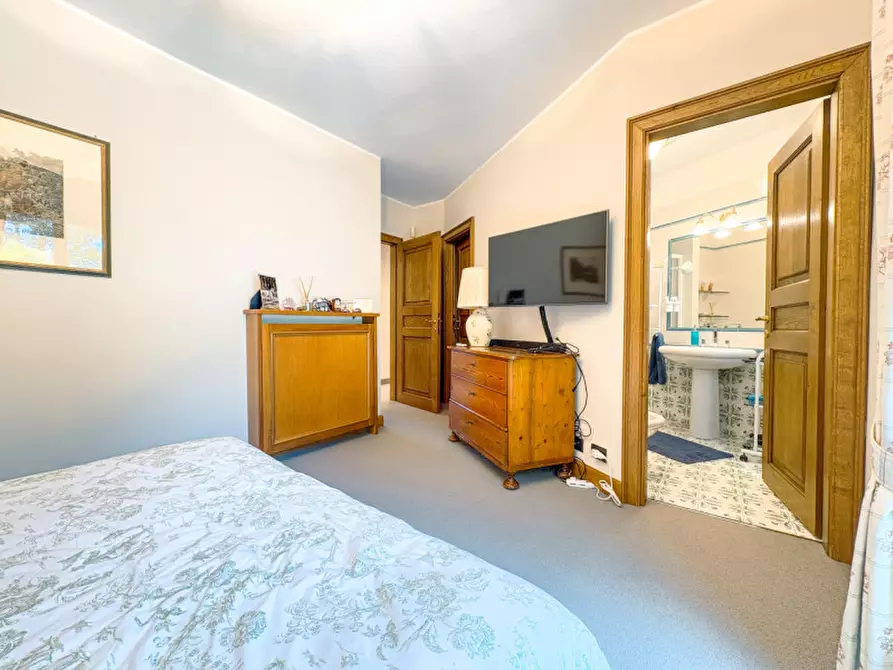 Immagine 24 di Villa in vendita  in Via Monviso 1 a Oleggio Castello