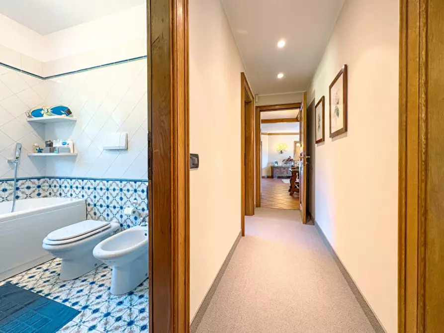 Immagine 26 di Villa in vendita  in Via Monviso 1 a Oleggio Castello