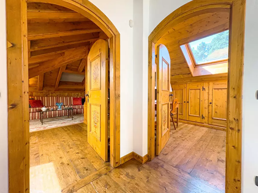 Immagine 30 di Villa in vendita  in Via Monviso 1 a Oleggio Castello