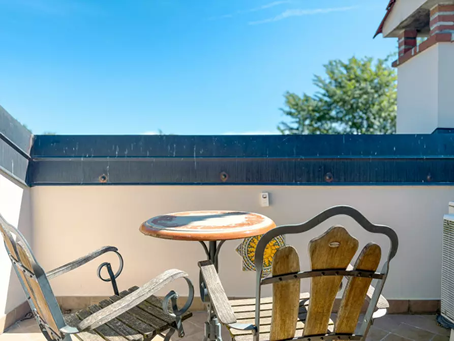 Immagine 34 di Villa in vendita  in Via Monviso 1 a Oleggio Castello