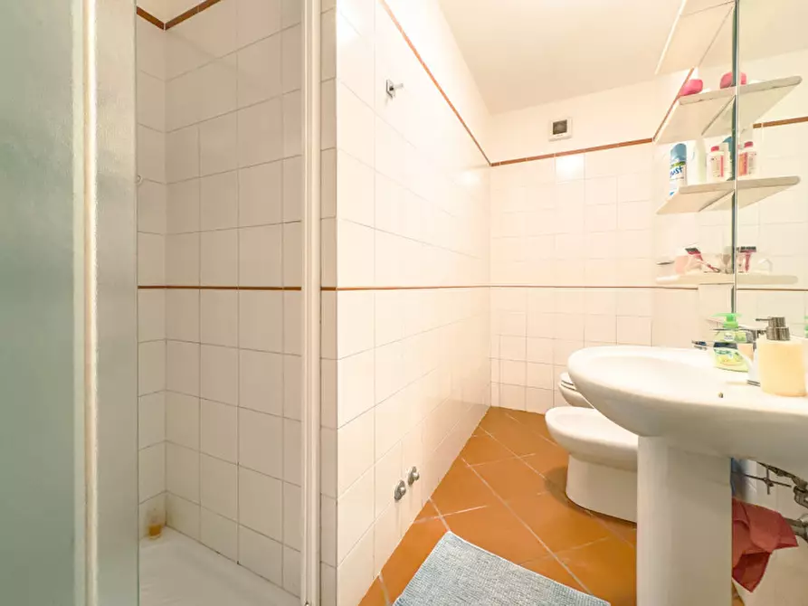 Immagine 52 di Villa in vendita  in Via Monviso 1 a Oleggio Castello