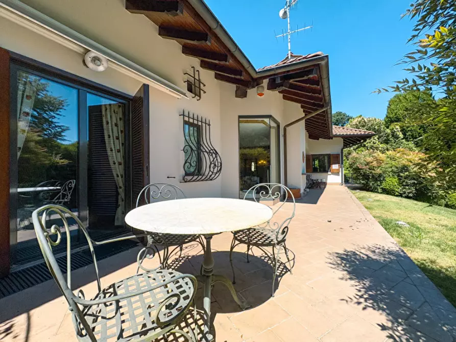 Immagine 66 di Villa in vendita  in Via Monviso 1 a Oleggio Castello