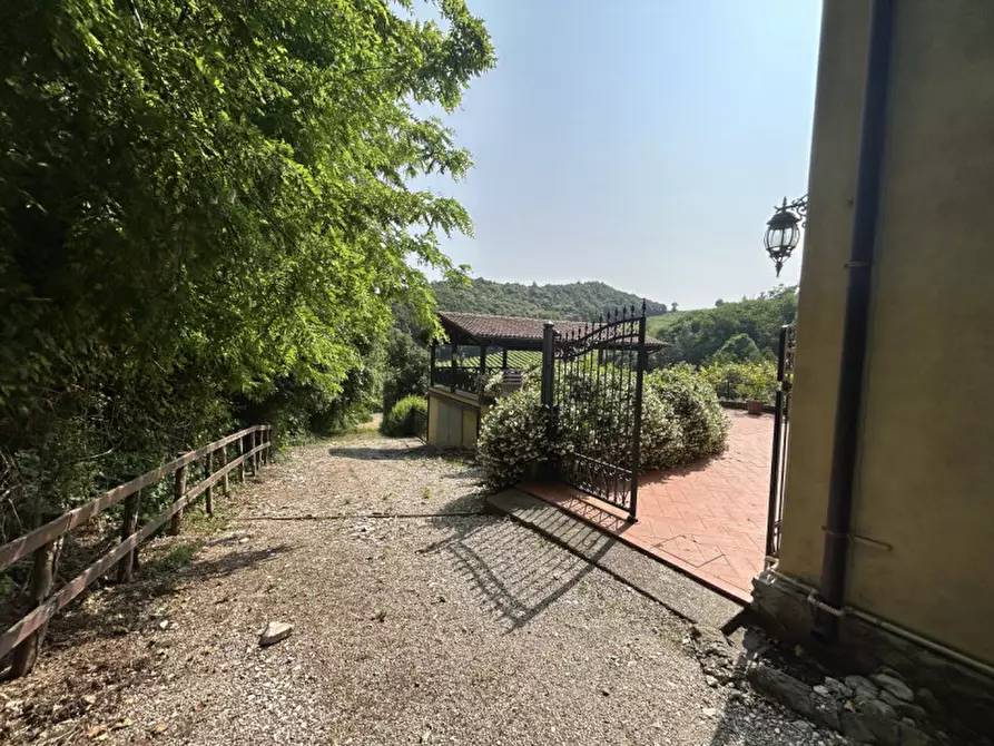 Immagine 15 di Rustico / casale in vendita  in Via Roccolo a Galzignano Terme