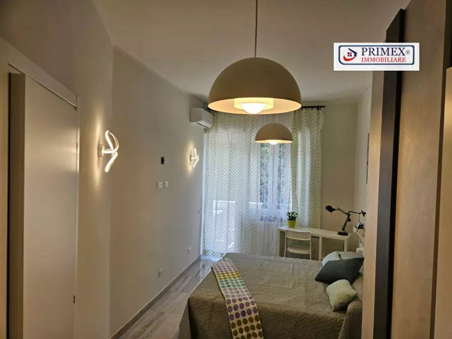Immagine 11 di Camera in affitto  a Roma