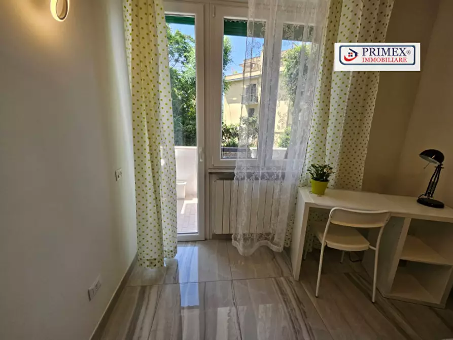 Immagine 15 di Camera in affitto  a Roma