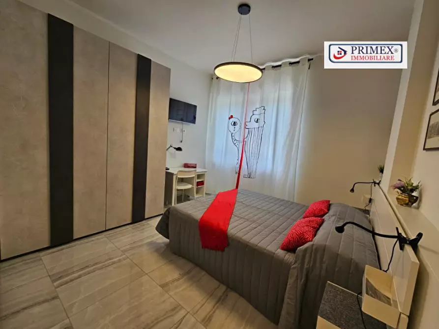 Immagine 37 di Camera in affitto  a Roma