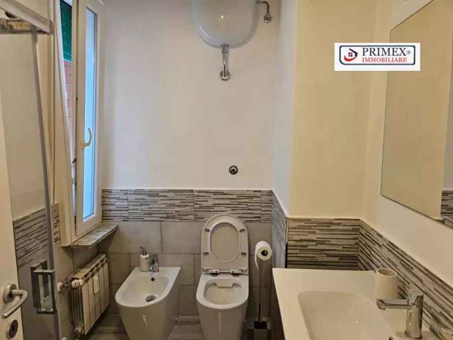 Immagine 41 di Camera in affitto  a Roma