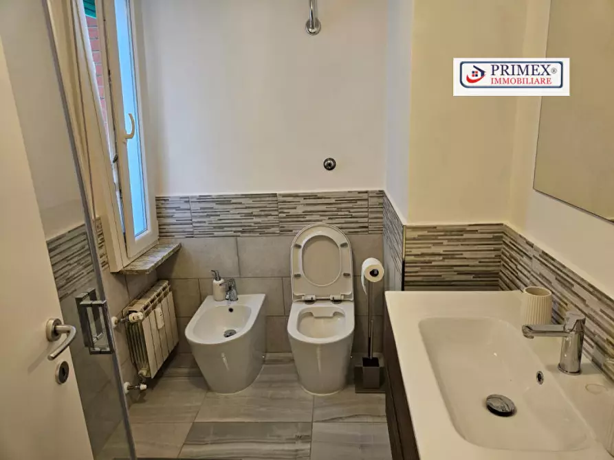 Immagine 42 di Camera in affitto  a Roma