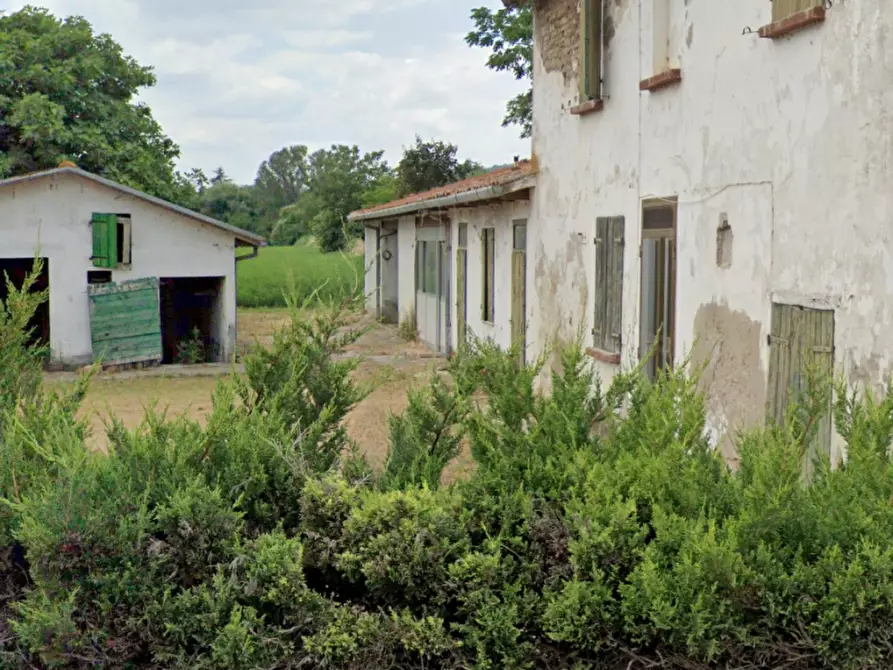 Immagine 3 di Rustico / casale in vendita  in Via Venti a Cesena