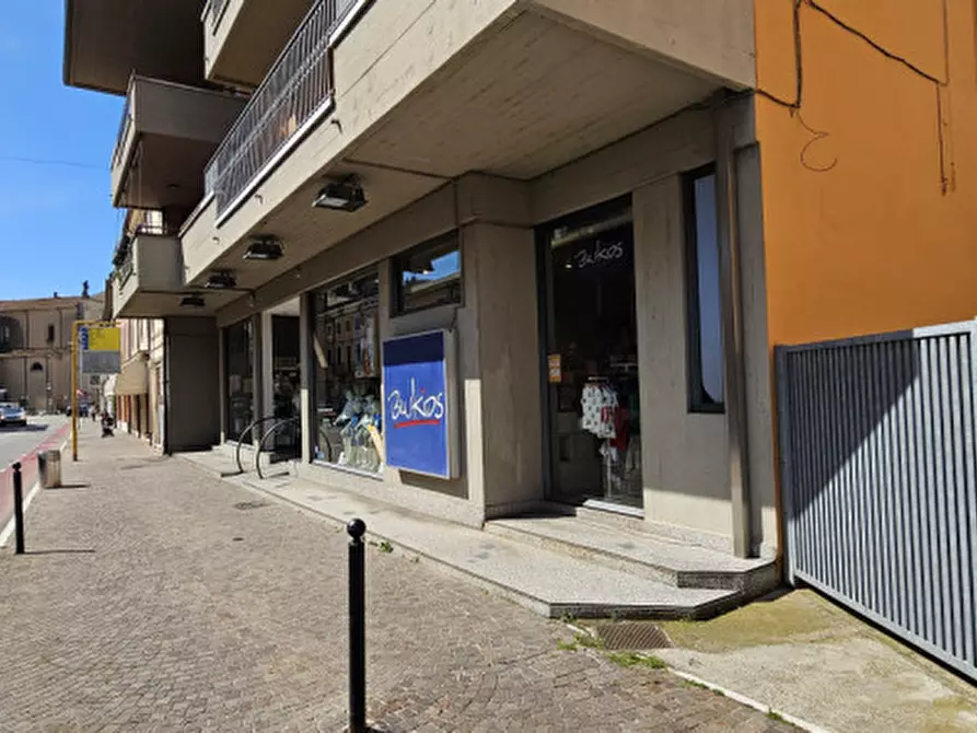 Immagine 4 di Negozio in vendita  a San Bonifacio