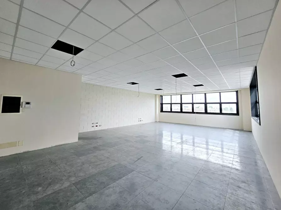 Immagine 6 di Laboratorio in affitto  in via Atheste a Este