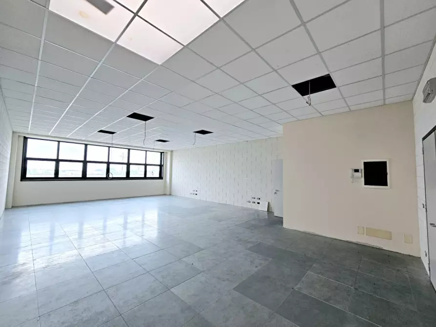 Immagine 1 di Laboratorio in affitto  in via Atheste a Este