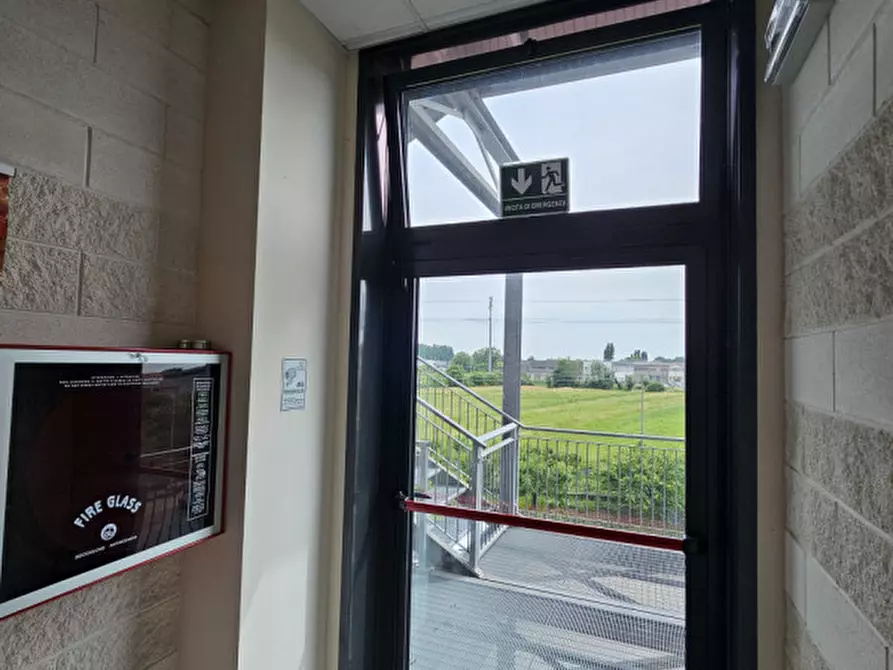 Immagine 5 di Laboratorio in affitto  in via Atheste a Este