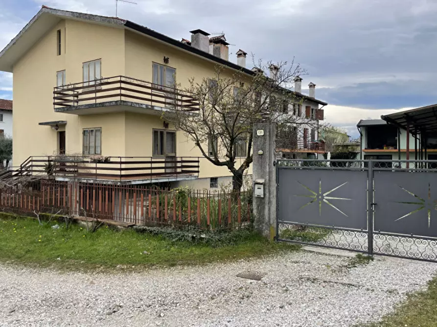Immagine 2 di Appartamento in vendita  in Via Buttrio 129 a Udine