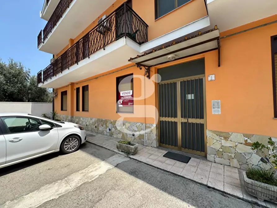 Immagine 27 di Appartamento in vendita  in VIA INTERCOMUNALE CAMICIA, 3 a Merì