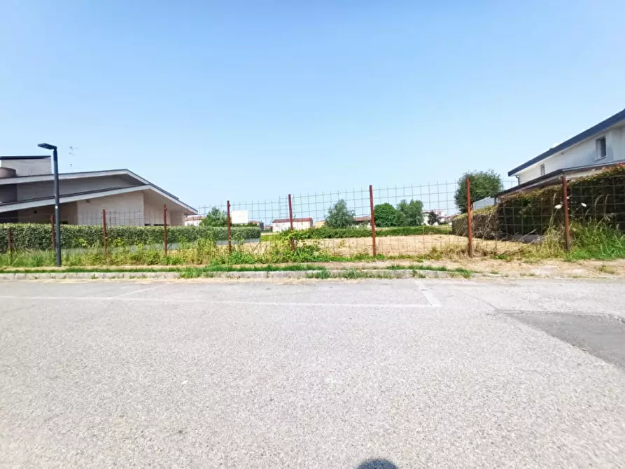 Immagine 1 di Terreno in vendita  in Corso Risorgimento, 160 Porto Viro a Porto Viro