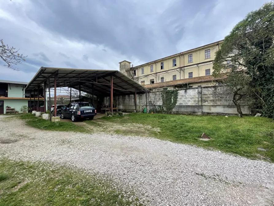 Immagine 4 di Appartamento in vendita  in Via Buttrio 129 a Udine