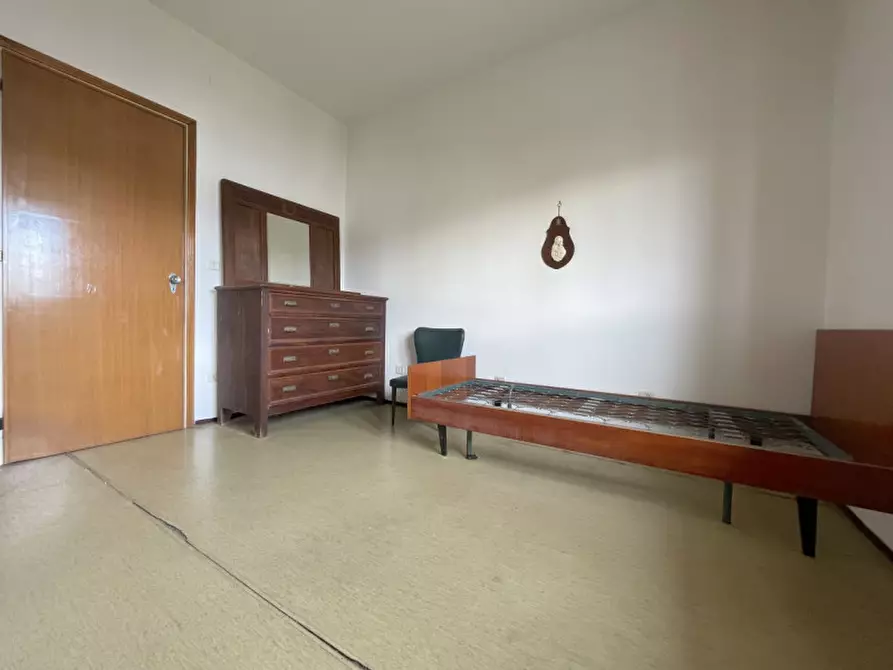 Immagine 13 di Appartamento in vendita  in Via Buttrio 129 a Udine