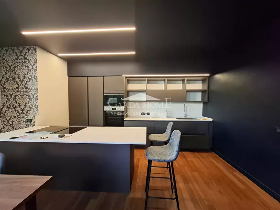 Immagine 2 di Appartamento in affitto  in Via Sirmione a Desenzano Del Garda