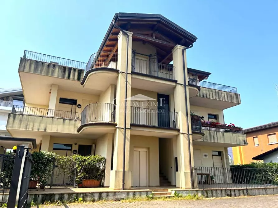 Immagine 24 di Appartamento in affitto  in Via Sirmione a Desenzano Del Garda